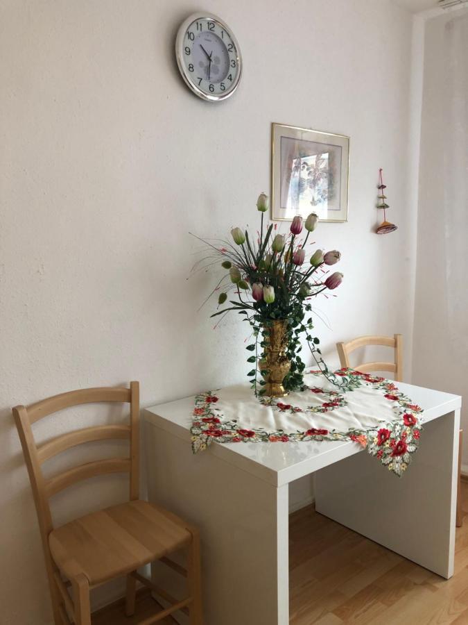 2 Privatzimmer , Dusche /Wc Nahe Koeln เฟรเชน ภายนอก รูปภาพ